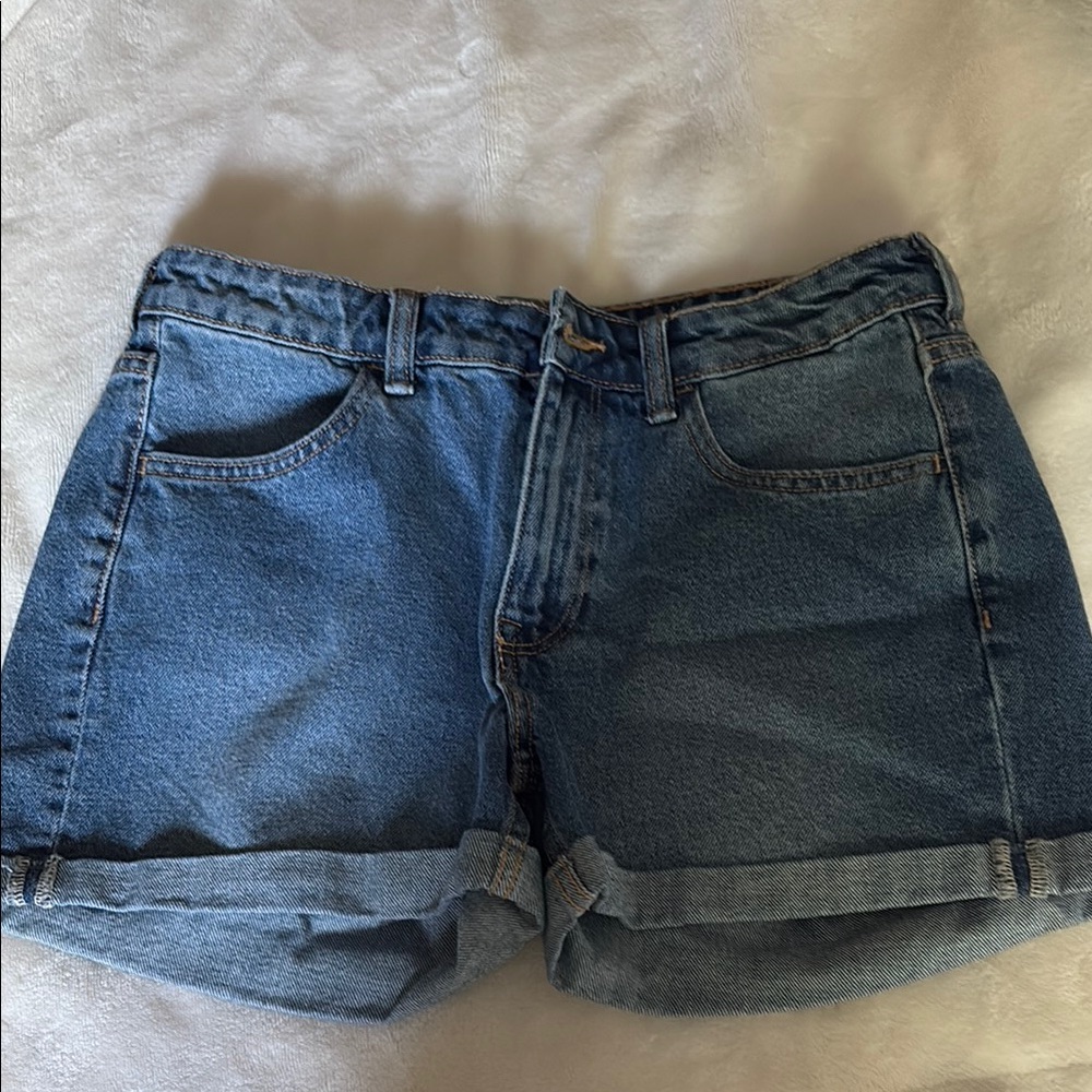 h&m cuffed denim shorts